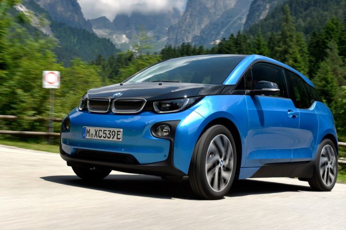 bmw electric car price in delhi